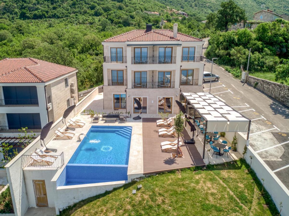 Quercus Residences Apartments Свети Стефан Екстериор снимка