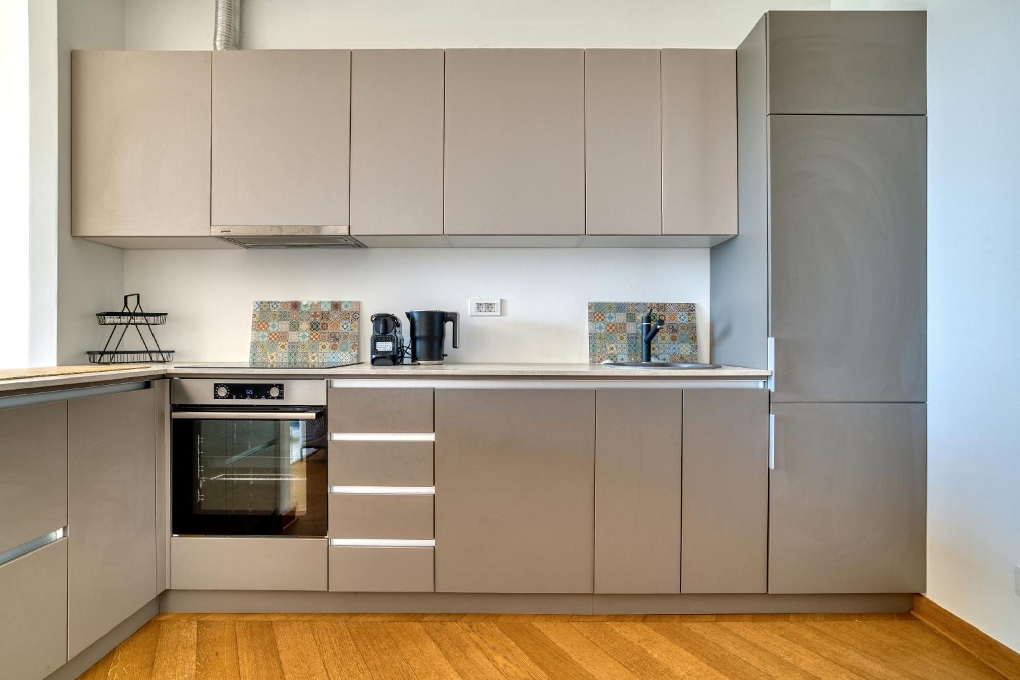 Quercus Residences Apartments Свети Стефан Екстериор снимка